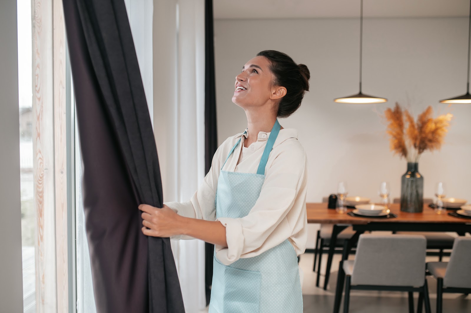 Cortinas prontas para decoração para casa: como escolher a melhor cortina para sala
